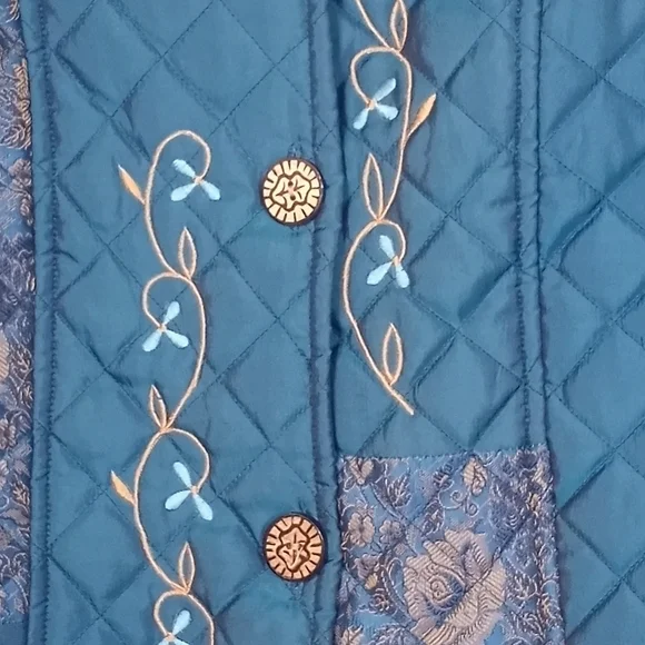 Vintage La Cera Quilted Embroidered Floral Button Up Boho Eclectic Grandpa Coat